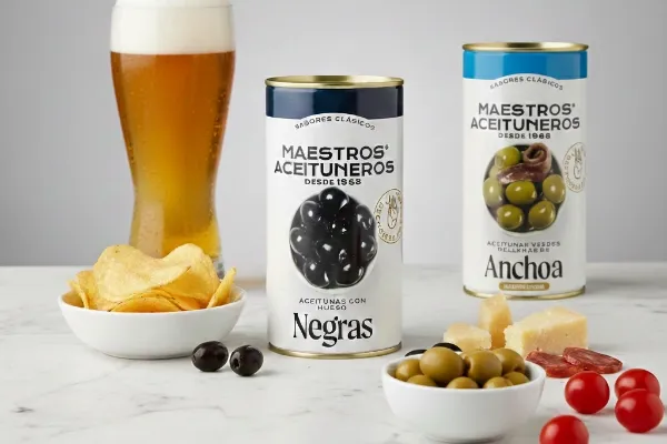 SECUNDARIAS  600x400_NEGRA CON HUESO_2.webp