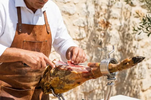 SECUNDARIA JAMON_600x400_Iberico Ham - Jamón de Bellota (50% of 75% Iberisch ras)_2.webp