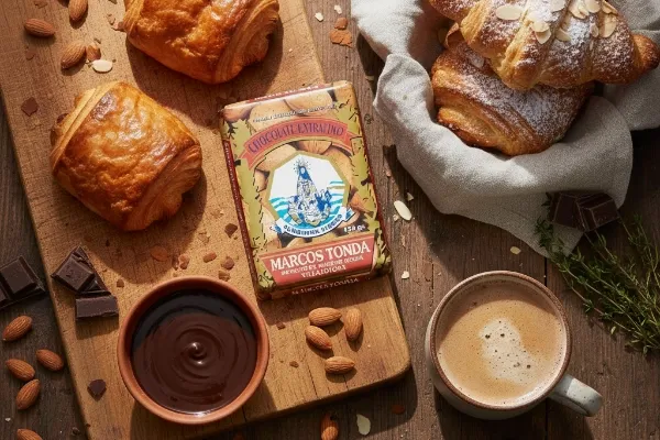SECUNDARIA CHOCOLATES_600x400_ Chocolate la virgen almendra marcona_2.webp